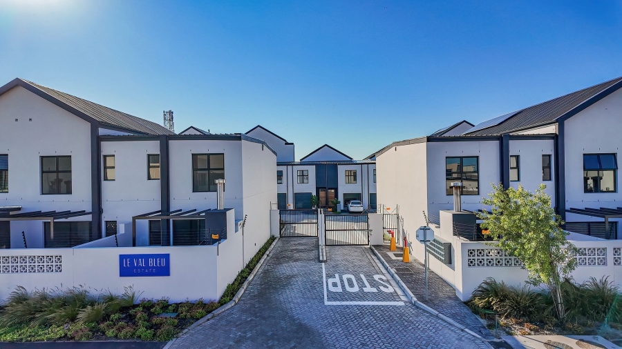 To Let 3 Bedroom Property for Rent in Sandown Western Cape